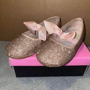 Rose gold toddler shoes by de blossom girl! Size 10!